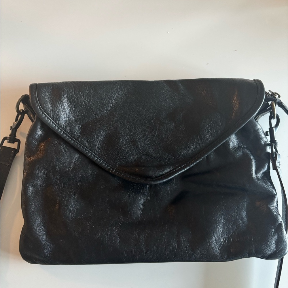 Wanderer’s Marseille crossbody envelope leather bag